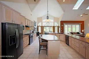 15 Gun Club Rd, Tinton Falls, NJ 07712 - Photo 9