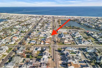 211 Arnold Avenue, Point Pleasant Beach, NJ 08742 - Photo 7