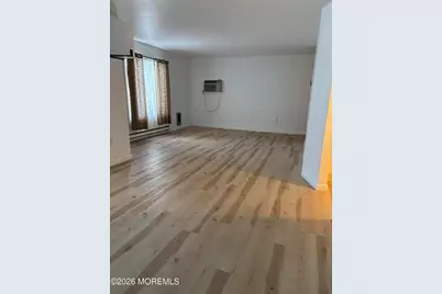 223 Medford Court #E, Manalapan Township, NJ 07726 - Photo 3