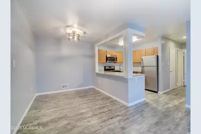 130 Applegate Lane #130, East Brunswick Township, NJ 08816 - Photo 5