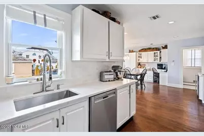 512 Lincoln Avenue, Avon by the Sea, NJ 07717 - Photo 7