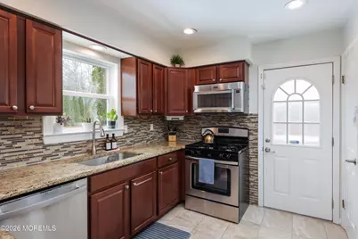 27 Jennifer Drive, Howell Township, NJ 07731 - Photo 9