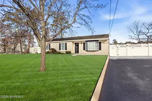 1033 Birmingham Ave, Toms River Township, NJ 08757 - Photo 3