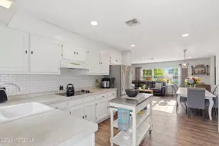 1190B Clydebank Ct, Lakewood, NJ 08701 - Photo 7