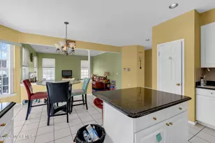 18 Lysbeth Ln, Matawan, NJ 07747 - Photo 13