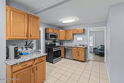 512 Clairmore Avenue, Lanoka Harbor, NJ 08734 - Photo 5