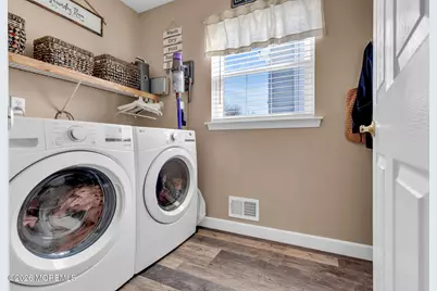 8 Heritage Drive, Englishtown, NJ 07726 - Photo 27