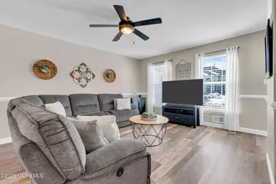 8 Heritage Drive, Englishtown, NJ 07726 - Photo 9