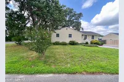 501 Bismarck Street, Toms River Township, NJ 08757 - Photo 21