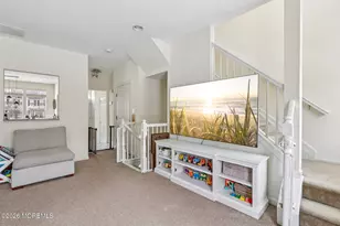 14 W Aspen Way, Matawan, NJ 07747 - Photo 5