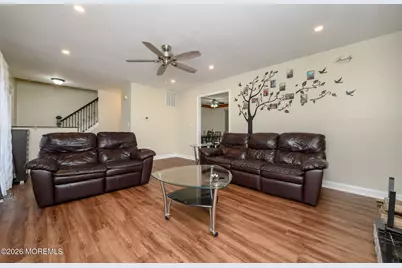 815 Michelle Court, Lanoka Harbor, NJ 08734 - Photo 5