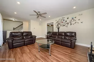 815 Michelle Ct, Lanoka Harbor, NJ 08734 - Photo 5