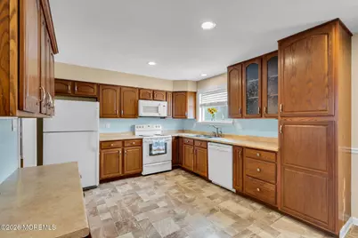 211 Mohawk Trail, Browns Mills, NJ 08015 - Photo 9