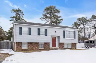 211 Mohawk Trail, Browns Mills, NJ 08015 - Photo 3