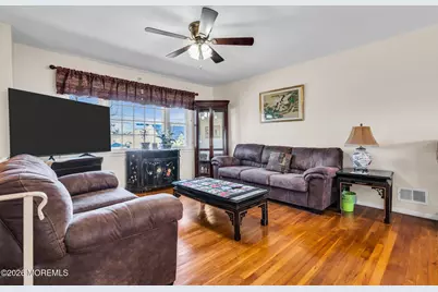 953 Neptune Avenue, Beachwood, NJ 08722 - Photo 9