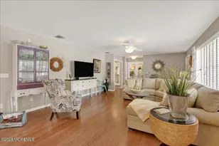 159 Oakland Mills Rd, Manalapan Township, NJ 07726 - Photo 25