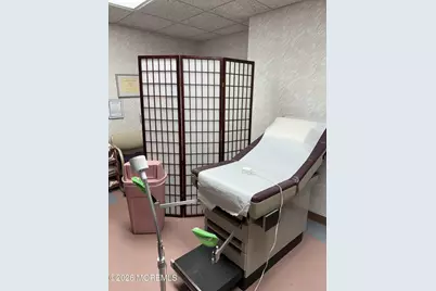 1553 Route 27 #2000, Franklin Township, NJ 08873 - Photo 3