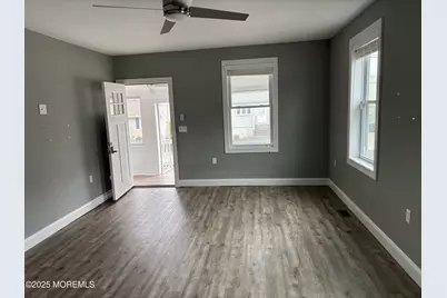 530 E Point Pleasant Avenue, Ocean Gate, NJ 08740 - Photo 7