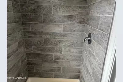 530 E Point Pleasant Avenue, Ocean Gate, NJ 08740 - Photo 19