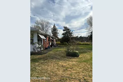 608 B Willow Lane, Whiting, NJ 08759 - Photo 15