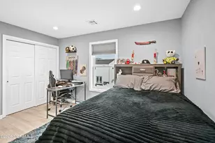 5 Limerick Pl, Hazlet Township, NJ 07730 - Photo 27