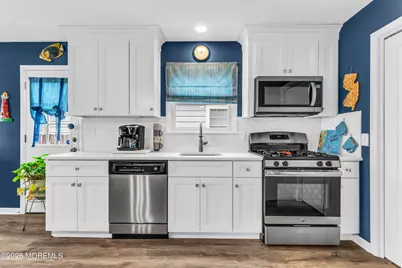 527 Delaware Avenue, Point Pleasant, NJ 08742 - Photo 9