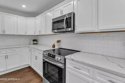 201 Manchester Avenue, Lanoka Harbor, NJ 08734 - Photo 9