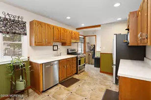 60 Sunset Dr, Howell Township, NJ 07731 - Photo 11