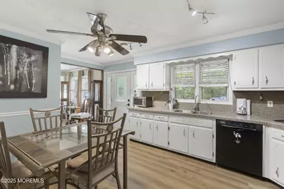 742 W Commodore Boulevard, Jackson, NJ 08527 - Photo 5