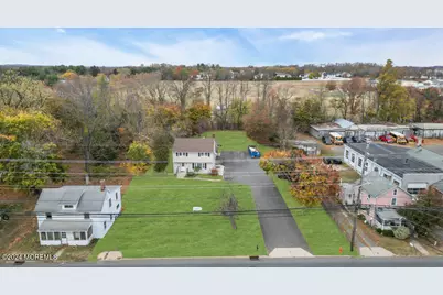 369 W Main Street, Freehold, NJ 07728 - Photo 9