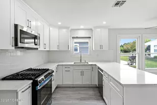 93 Paradise Blvd, Toms River Township, NJ 08757 - Photo 7