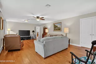 241 Charlotteville Dr N, Toms River Township, NJ 08757 - Photo 5
