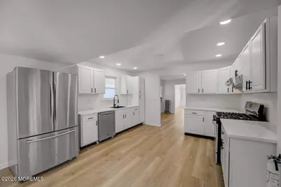 201 Gatzmer Avenue #UPSTAIRS UNIT, Jamesburg, NJ 08831 - Photo 7