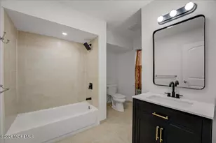 201 Gatzmer Ave, Jamesburg, NJ 08831 - Photo 17