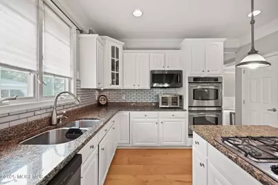 16 Stream Bank Drive, Freehold, NJ 07728 - Photo 17