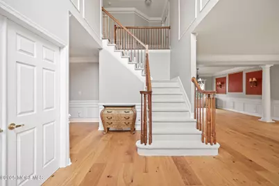 16 Stream Bank Drive, Freehold, NJ 07728 - Photo 7