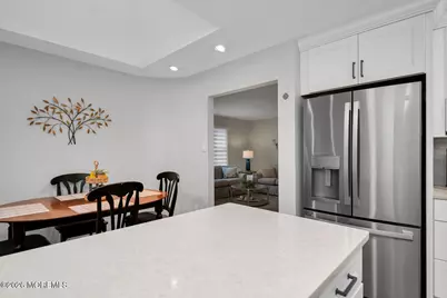 749 Park Avenue, Belford, NJ 07718 - Photo 31