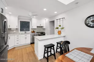 749 Park Ave, Belford, NJ 07718 - Photo 7