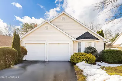 14 Oakmont Road, Lakewood, NJ 08701 - Photo 1