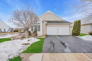 2 Chambord Ct, Manchester Township, NJ 08759 - Photo 3