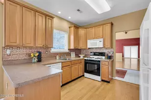 2 Chambord Ct, Manchester Township, NJ 08759 - Photo 5