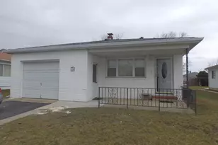 25 Hyannis St, Toms River Township, NJ 08757 - Photo 1