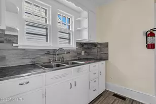 96 Court St, Freehold, NJ 07728 - Photo 27