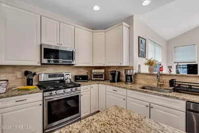 81 N Locust Avenue #A, Marlton, NJ 08053 - Photo 27