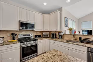 81 N Locust Ave, Marlton, NJ 08053 - Photo 27