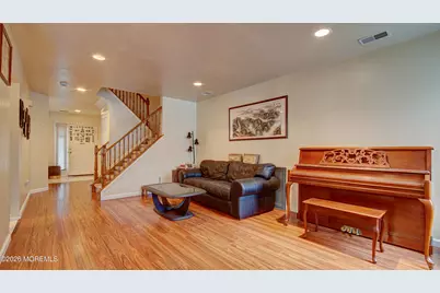 104 Wellington Court #1-4, Manalapan Township, NJ 07726 - Photo 11