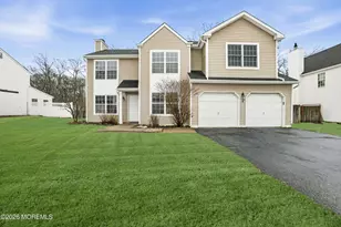 51 Sherrybrooke Dr, Howell Township, NJ 07731 - Photo 1