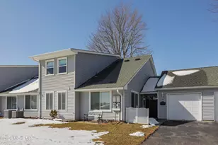 37 Amy Ct, Brick, NJ 08724 - Photo 1