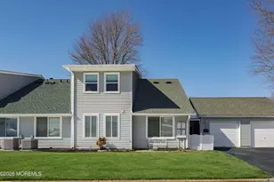 37 Amy Ct, Brick, NJ 08724 - Photo 1