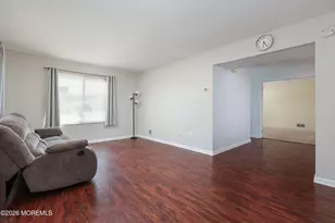 37 Amy Ct, Brick, NJ 08724 - Photo 5